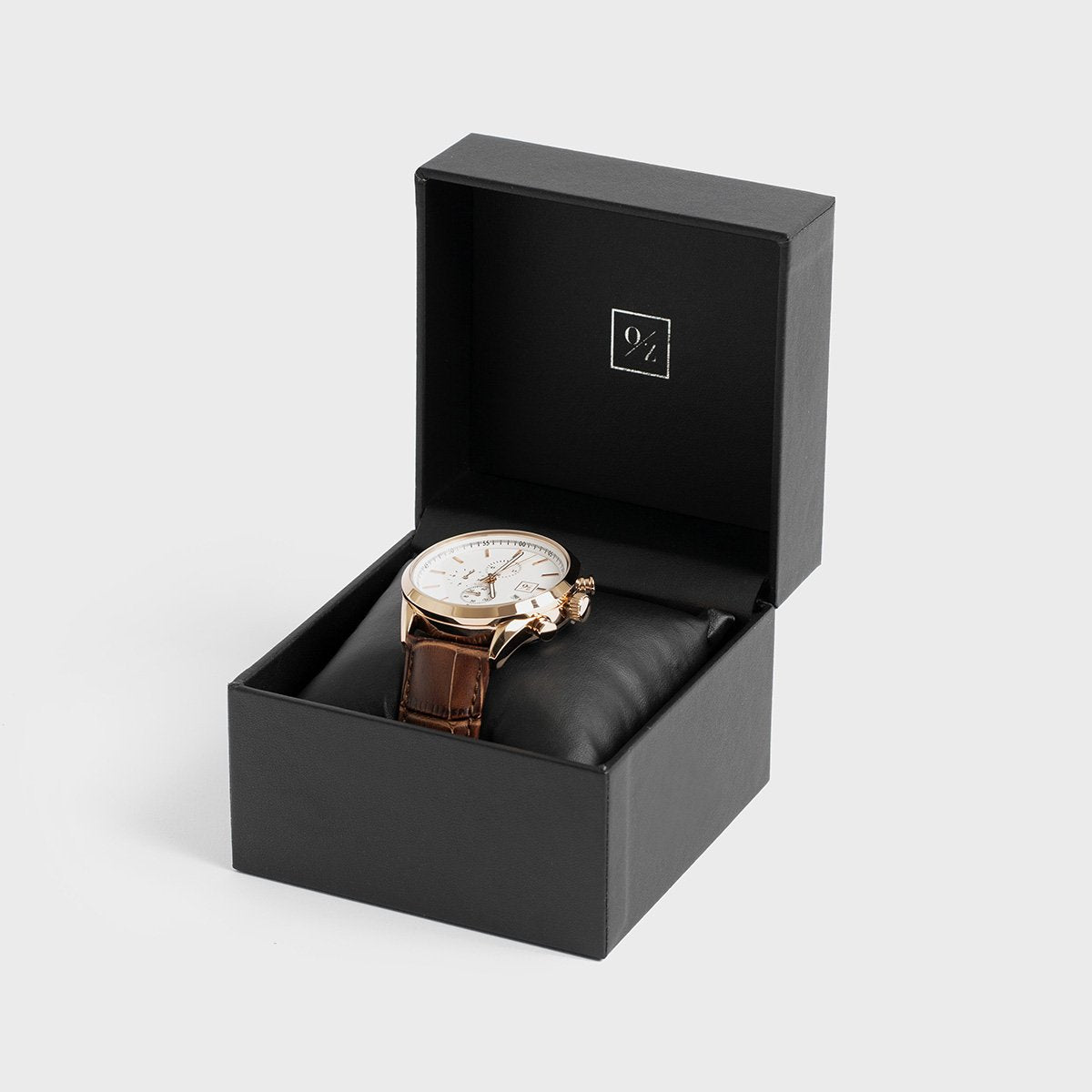 Men's Luxury Chronograph Watch with Leather Strap